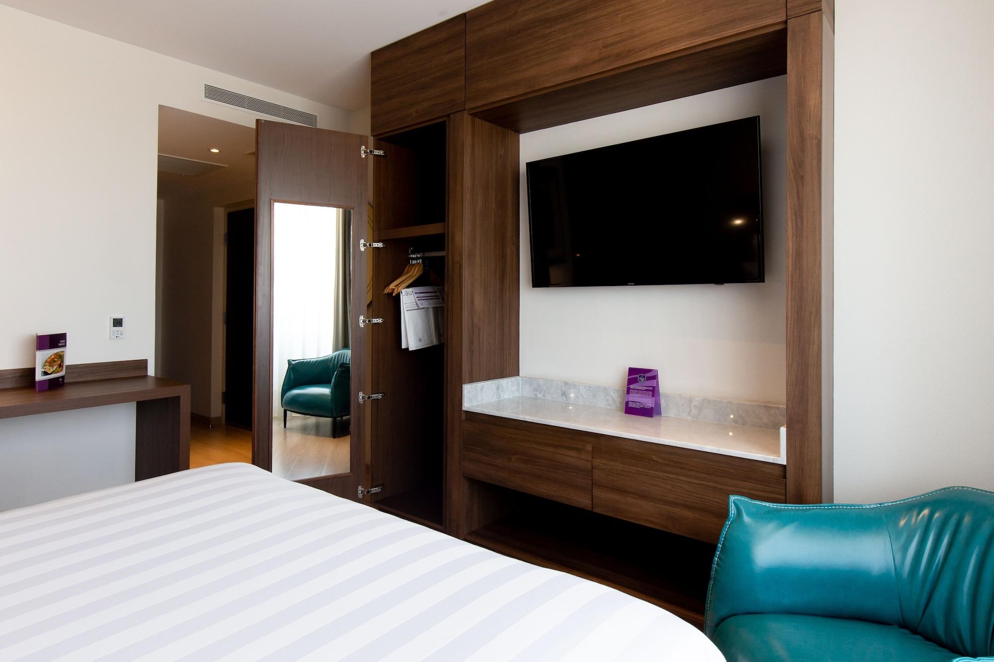 Hs Hotsson Hotel Irapuato Exterior photo
